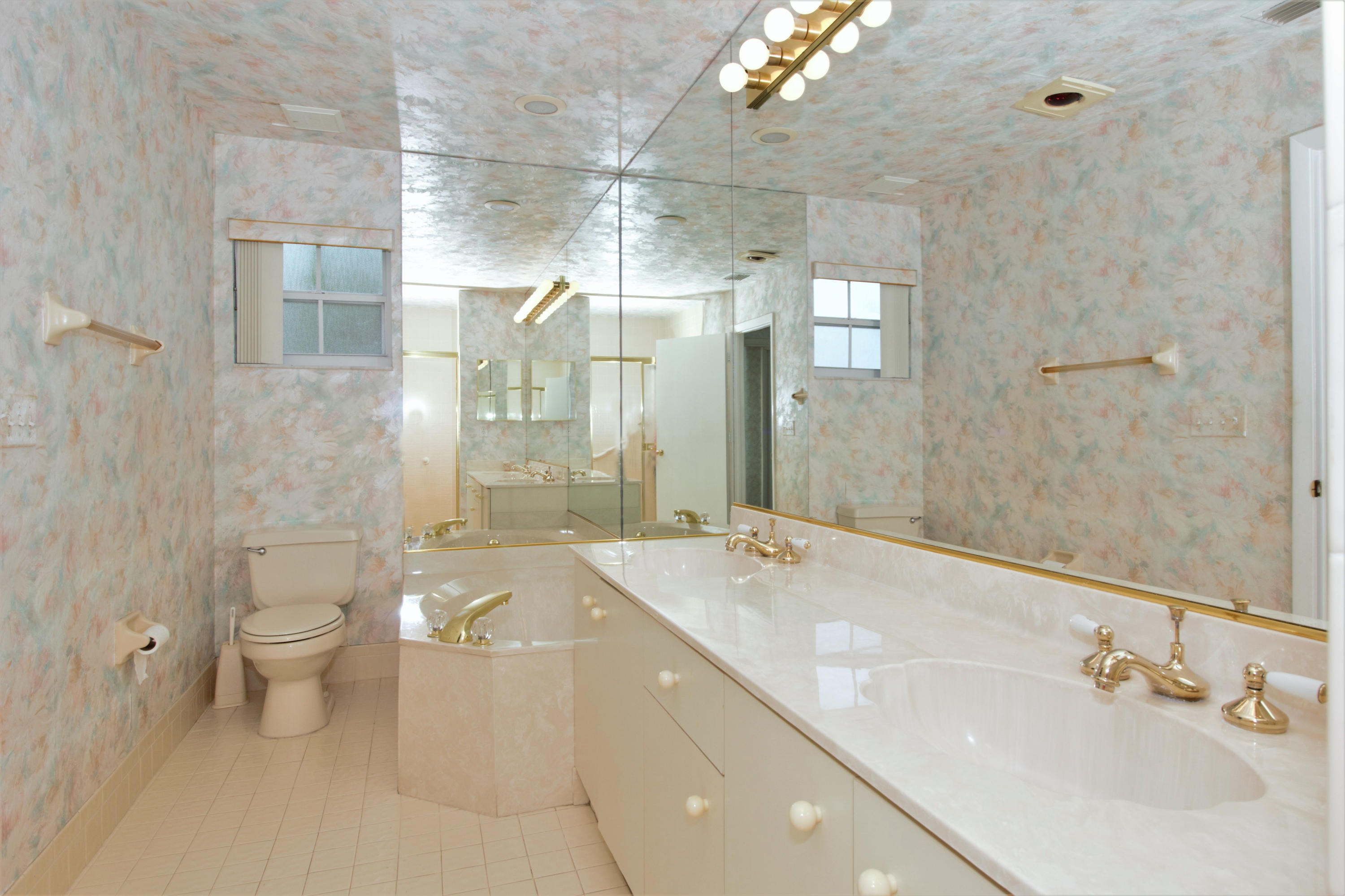 7933 Sandy Pointe Drive Delray Beach, FL 33446 - Photo 27 of 42 MASTER BATH