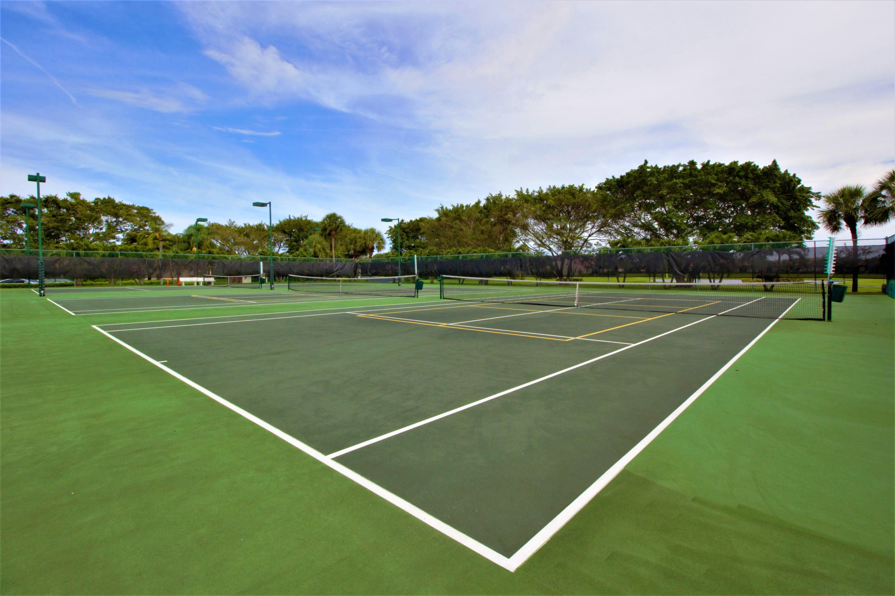 7933 Sandy Pointe Drive Delray Beach, FL 33446 - Photo 42 of 42 TENNIS COURTS