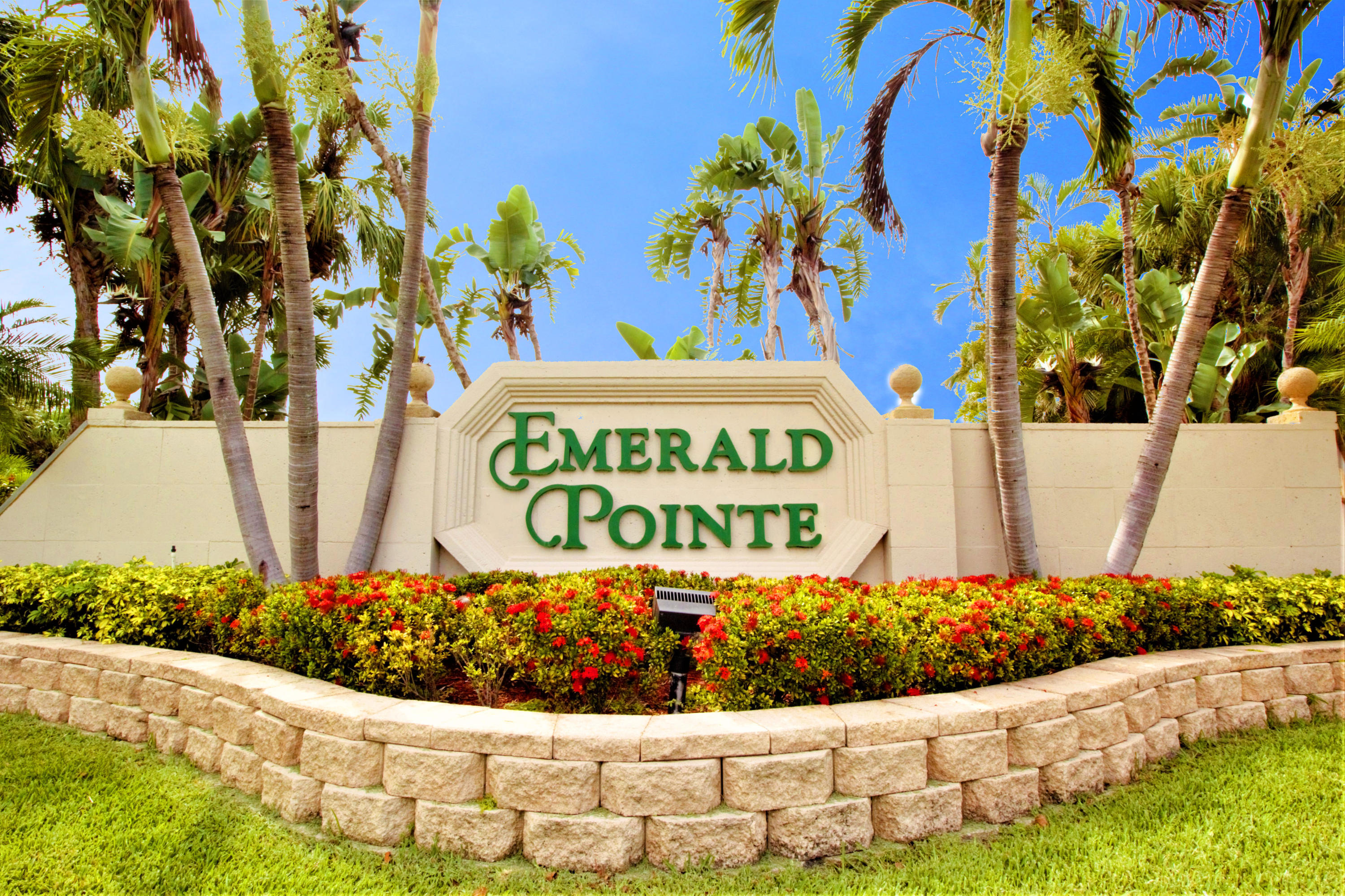 7933 Sandy Pointe Drive Delray Beach, FL 33446 - Photo 5 of 42 FRONT ENTRANCE TO EMERALD POINTE