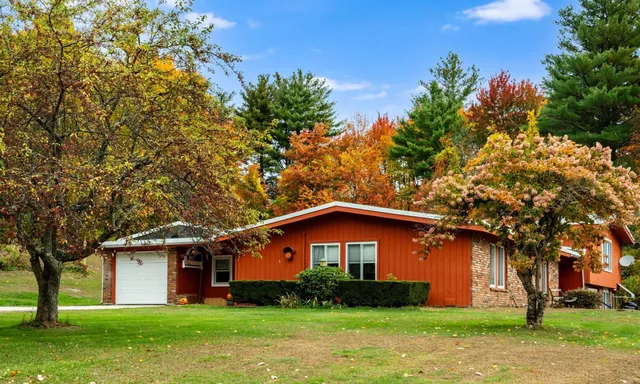 $2,800 | 1 Johns Drive, Hooksett, NH 03106