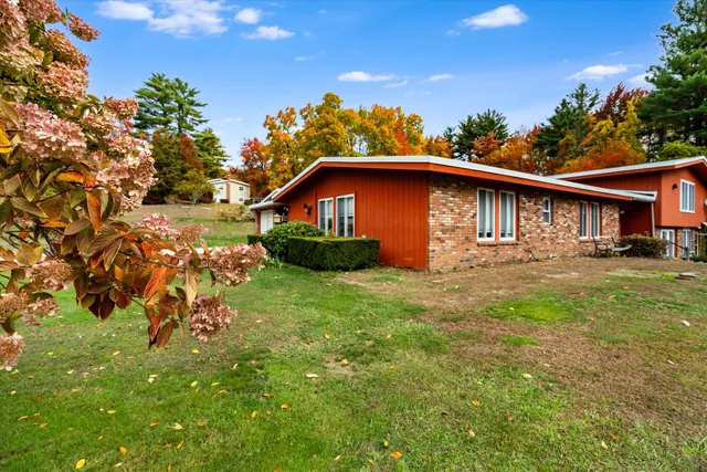 $2,800 | 1 Johns Drive, Hooksett, NH 03106