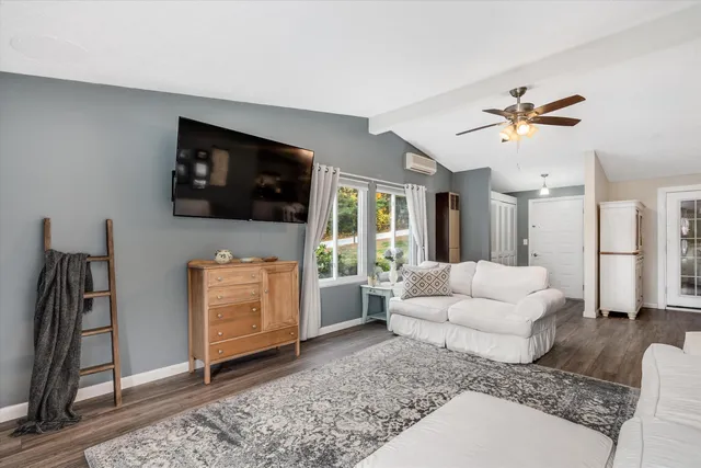 $2,800 | 1 Johns Drive, Hooksett, NH 03106