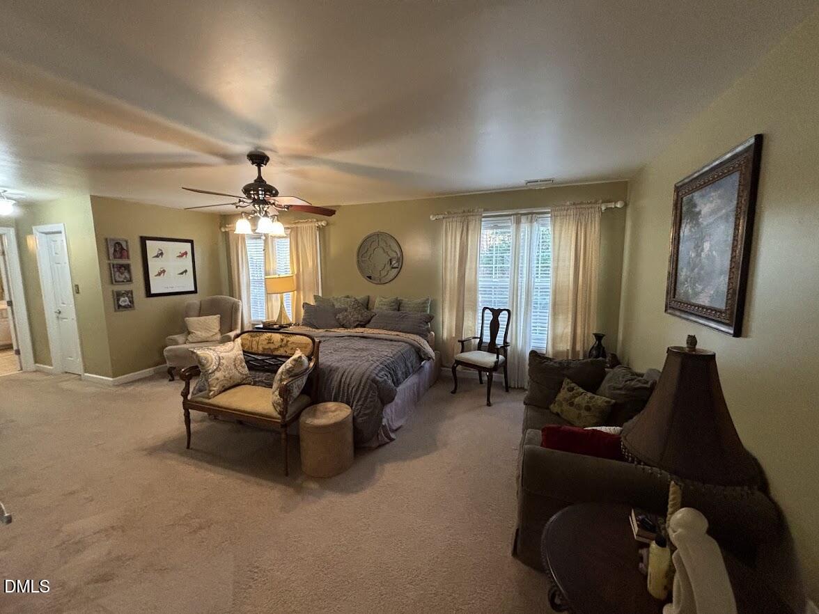 403 Red Barn Way Apex, NC 27502 - Photo 19 of 36 IMG_20260324_080011 (15)