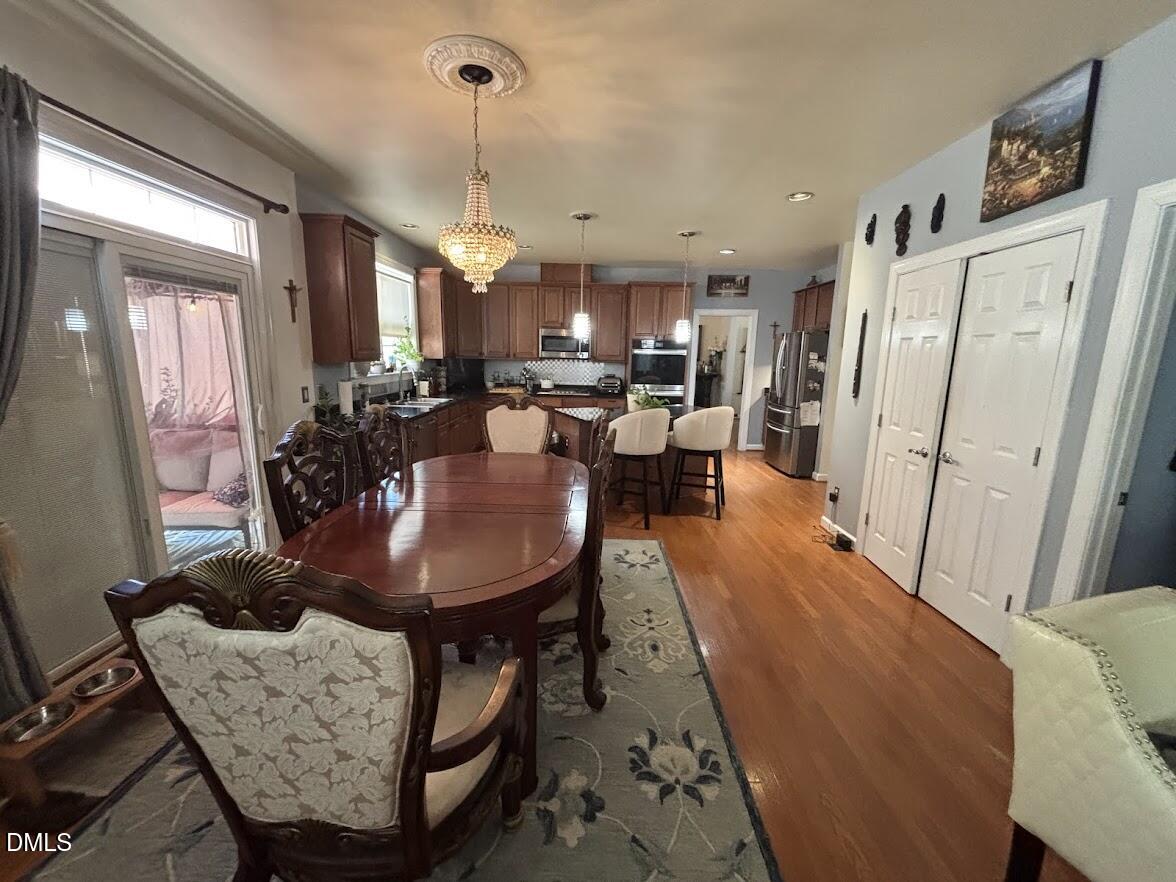 403 Red Barn Way Apex, NC 27502 - Photo 9 of 36 IMG_20260324_080011 (26)