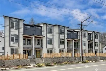 $824,950 | 18717 68th Avenue Northeast, Unit 103, Kenmore, WA 98028