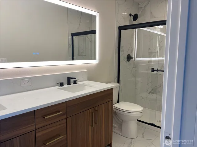 $824,950 | 18717 68th Avenue Northeast, Unit 103, Kenmore, WA 98028