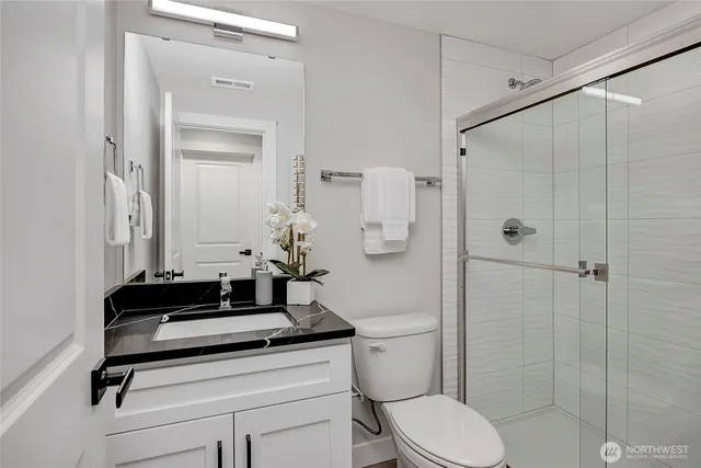 $824,950 | 18717 68th Avenue Northeast, Unit 103, Kenmore, WA 98028