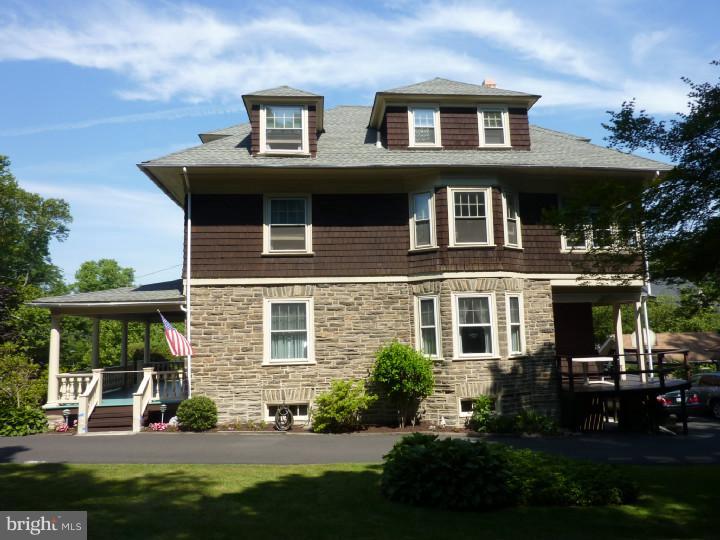 Exterior Side