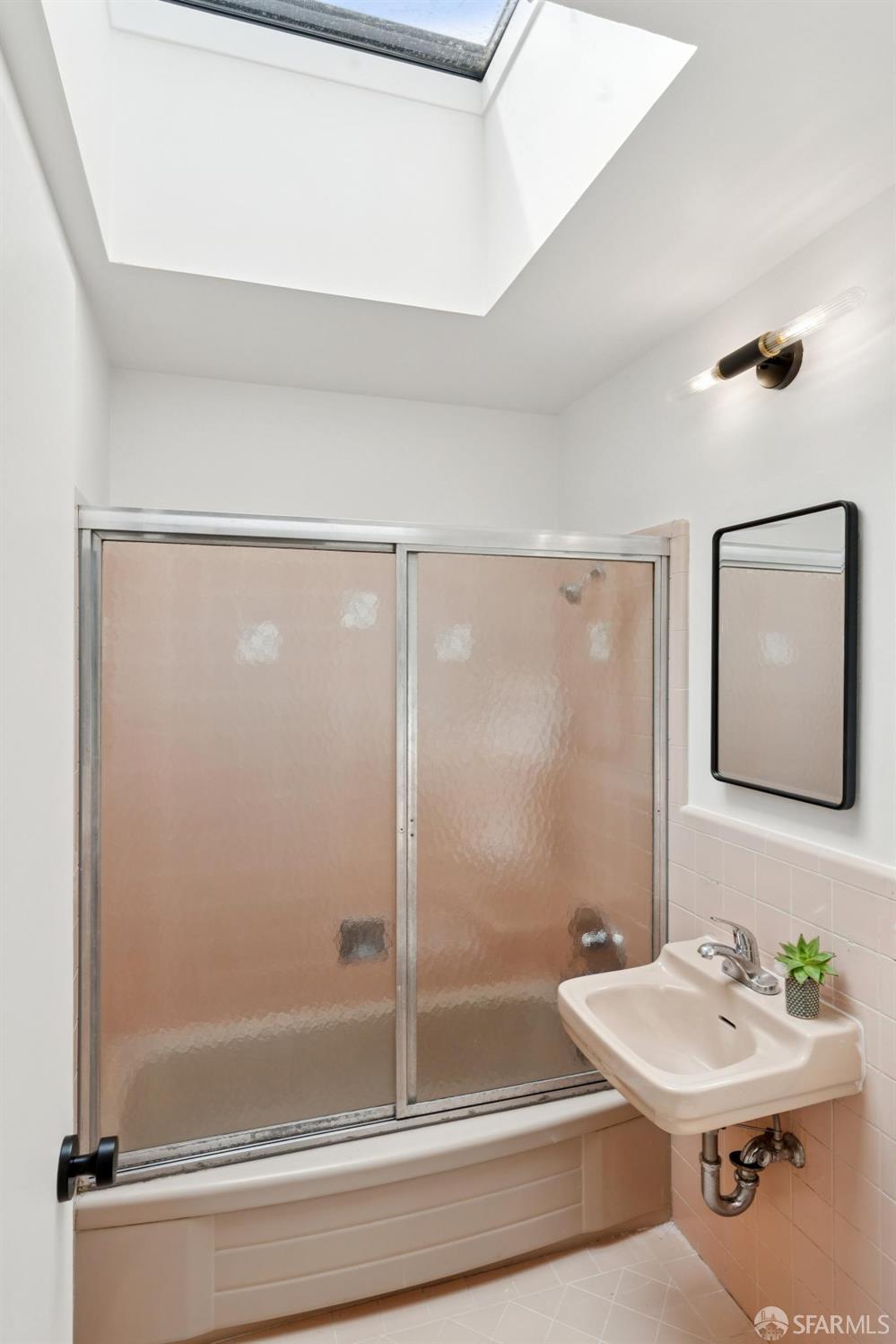 834 Congo Street San Francisco, CA 94131 - Photo 35 of 43