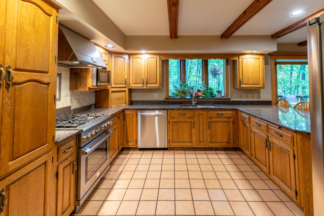 4595 Shore Dr Drive Rhinelander, WI 54501 - Photo 11 of 69 Gallery Image 11