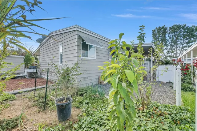 $169,999 | 3663 Buchanan Street, Unit 112, Riverside, CA 92503