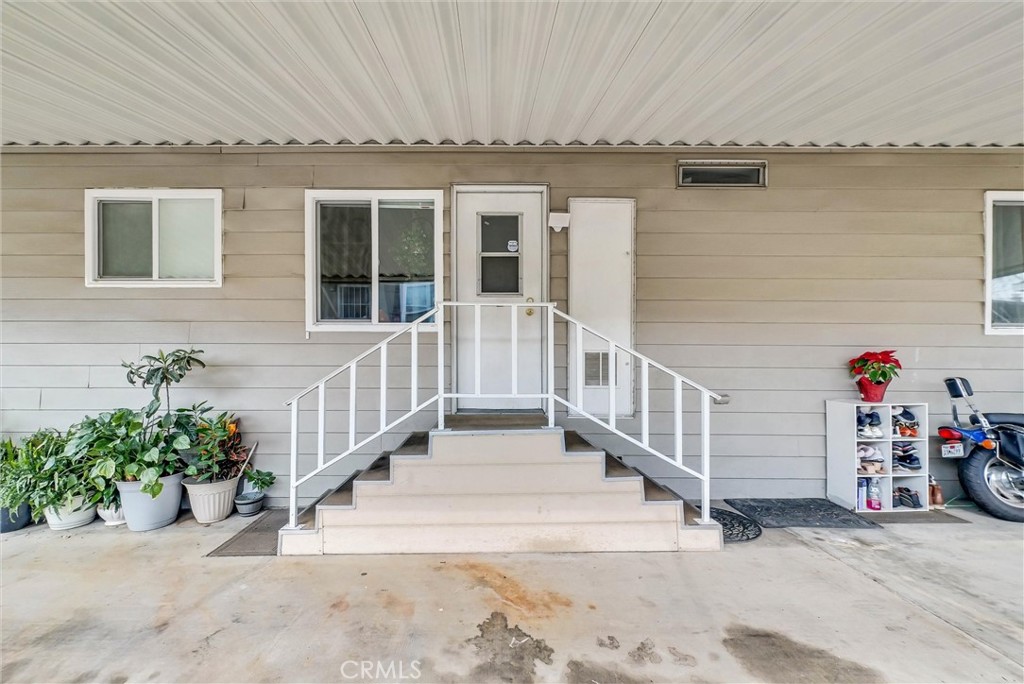 3663 Buchanan Street, Unit 112 Riverside, CA 92503 - Photo 5 of 39