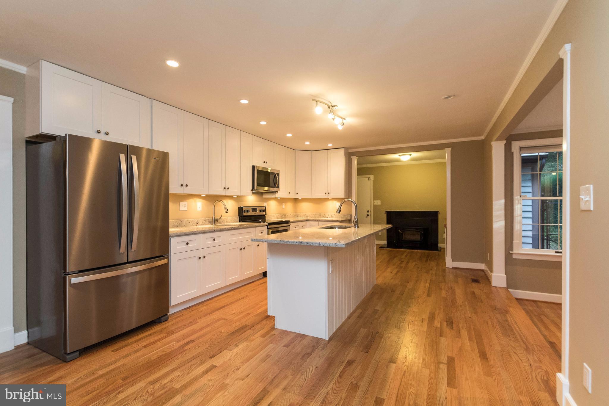 14120 Cooper Road Phoenix, MD 21131 - Photo 8 of 27 Kitchen