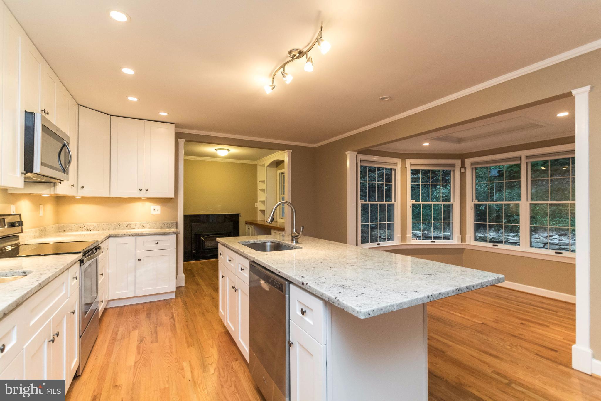 14120 Cooper Road Phoenix, MD 21131 - Photo 9 of 27 Kitchen