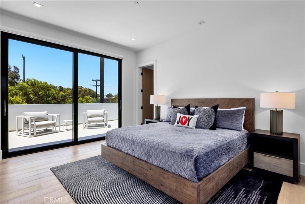 1210 Morningside Way Venice, CA 90291 - Photo 47 of 61 Bedroom 2