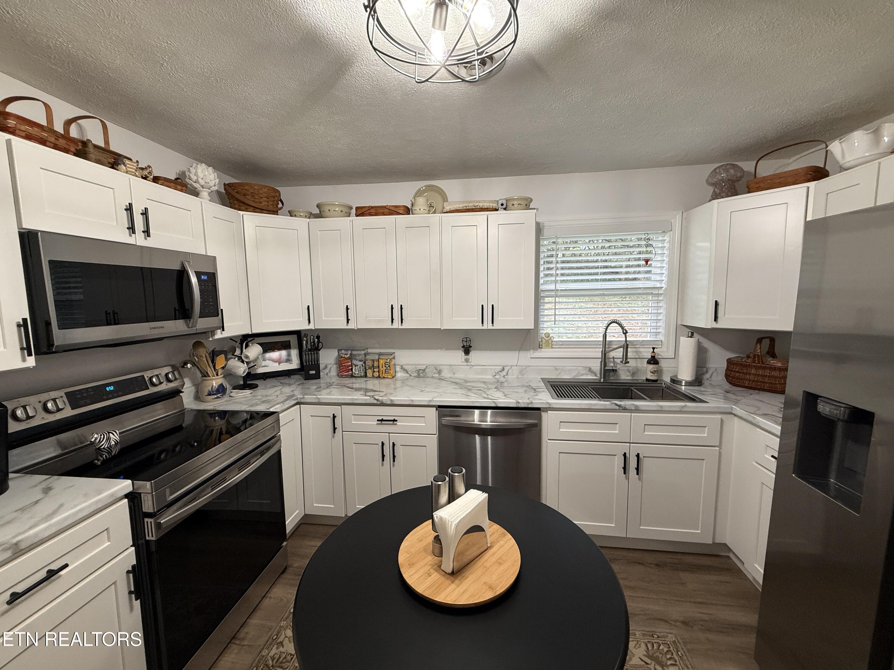 310 Valley Street Morristown, TN 37813 - Photo 12 of 19 IMG_5572