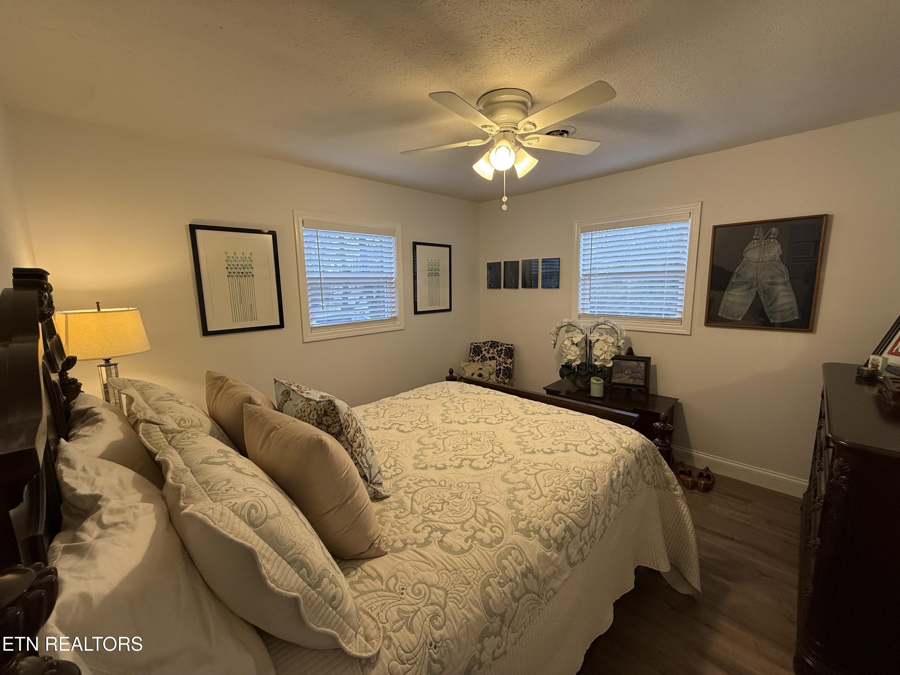 310 Valley Street Morristown, TN 37813 - Photo 7 of 19 IMG_5557