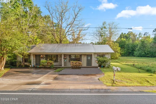 $299,999 | 1433 South Boulevard, Chipley, FL 32428