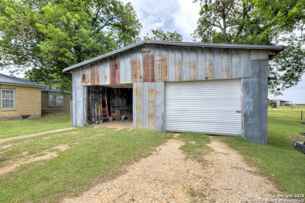 4190 Atkins Road Salado, TX 76571 - Photo 19 of 49 a house with a outdoor space