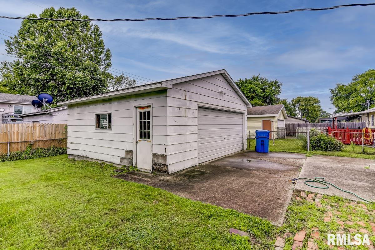 2272 Ramsey Road Springfield, IL 62702 - Photo 33 of 34