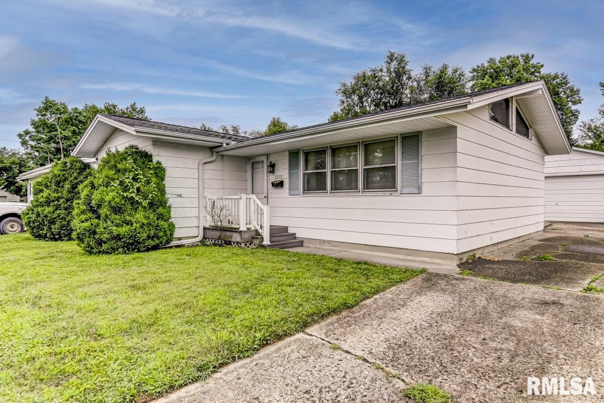 2272 Ramsey Road Springfield, IL 62702 - Photo 4 of 34