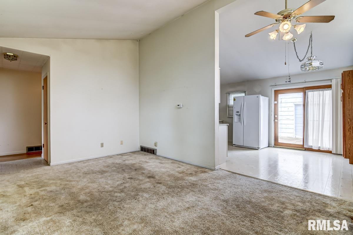 2272 Ramsey Road Springfield, IL 62702 - Photo 6 of 34
