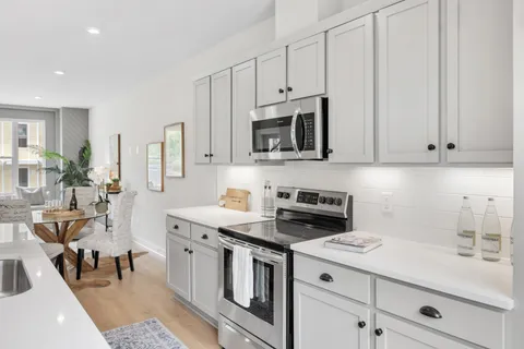 $479,900 | 251 Arrowhead Drive, Nashville, TN 37216