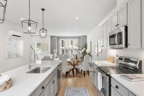 $499,900 | 251 Arrowhead Drive, Nashville, TN 37216