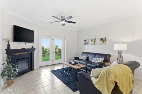 $385,000 | 124 Plaza Drive, Unit 1104, Pigeon Forge, TN 37863