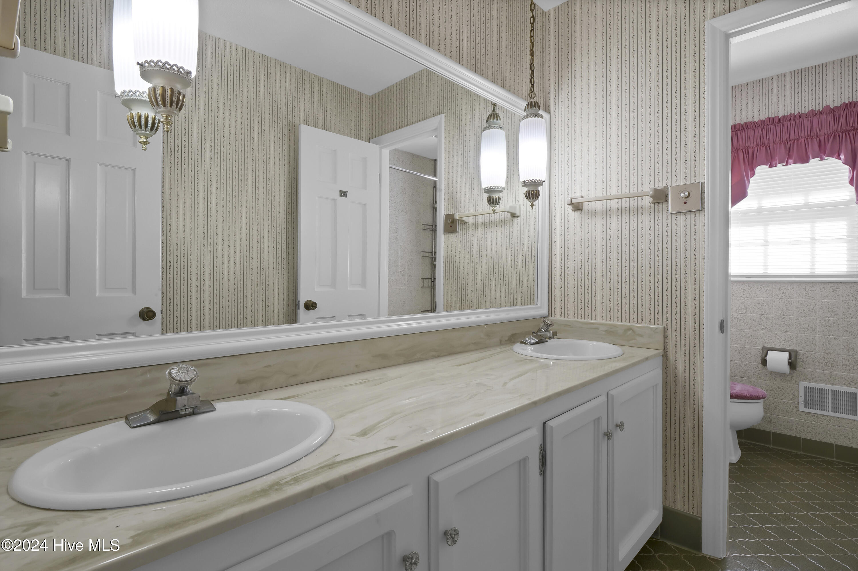 3822 Canterbury Road Wilmington, NC 28403 - Photo 21 of 32 025_pja15589_290