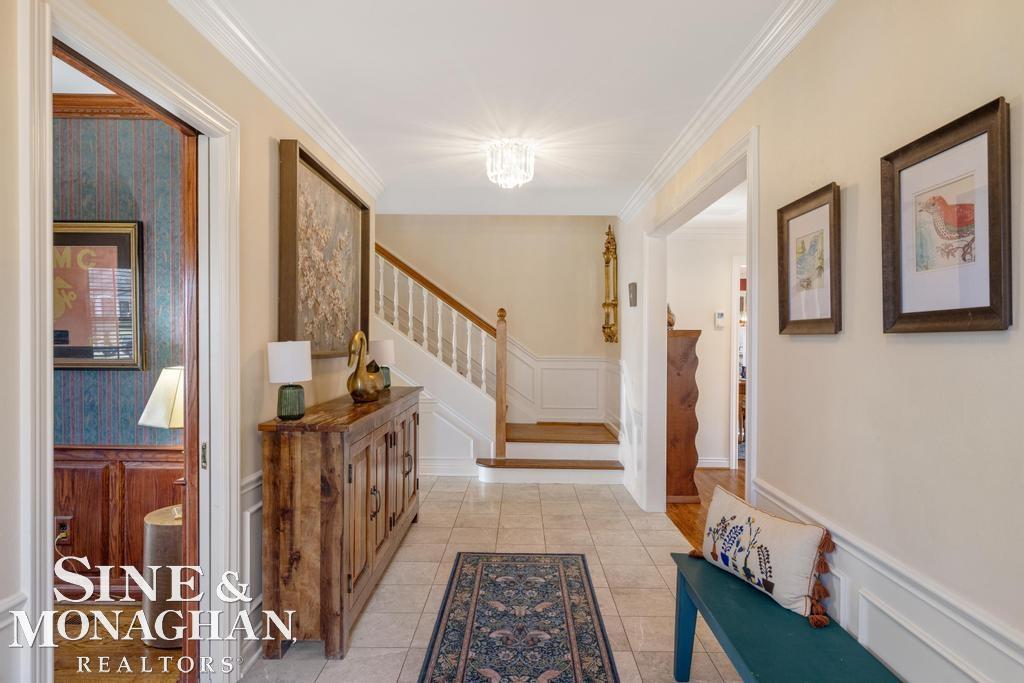 312 Cloverly Road Grosse Pointe Farms, MI 48236 - Photo 2 of 89