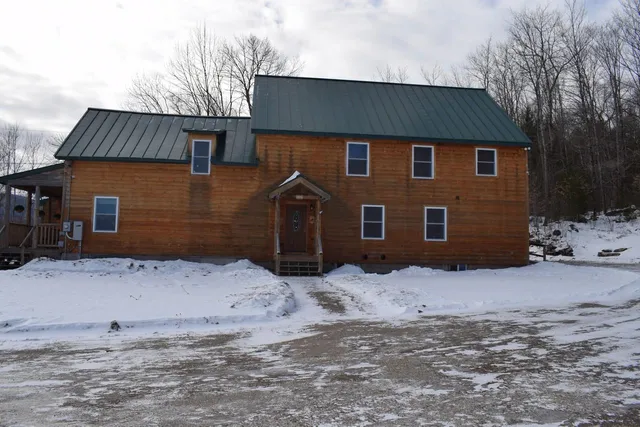 $699,900 | 338 Percy Road, Stark, NH 03582