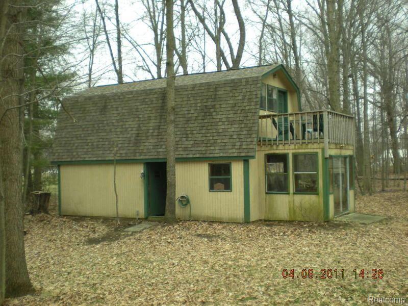 21358 Merriman Road New Boston, MI 48164 - Photo 15 of 16 Outbuilding