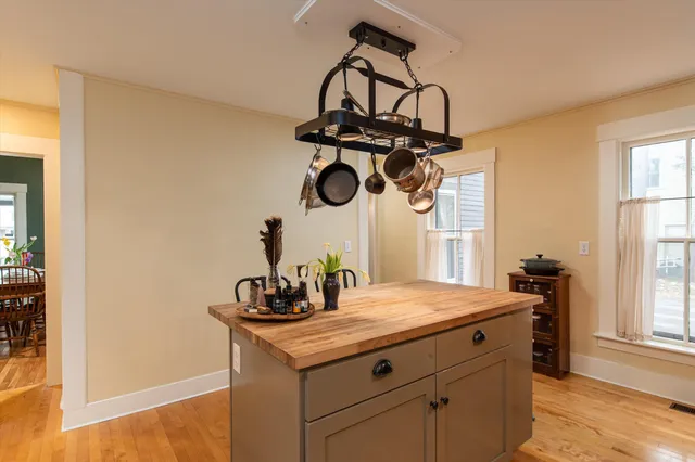 $568,000 | 192 Western Avenue, Brattleboro, VT 05301