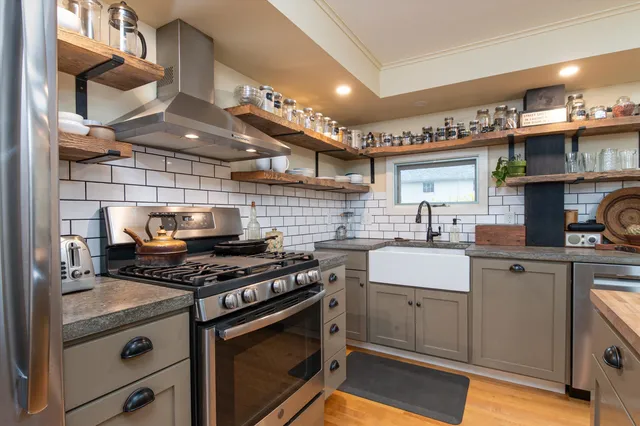 $568,000 | 192 Western Avenue, Brattleboro, VT 05301