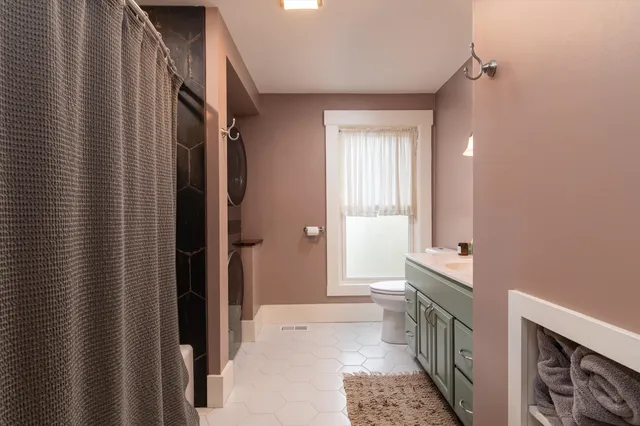 $568,000 | 192 Western Avenue, Brattleboro, VT 05301