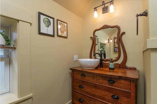 $568,000 | 192 Western Avenue, Brattleboro, VT 05301