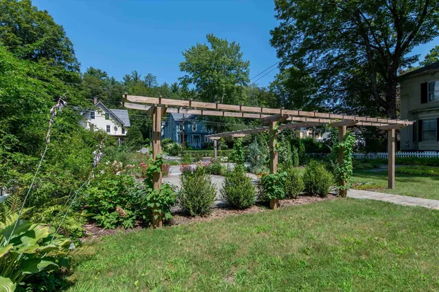 $568,000 | 192 Western Avenue, Brattleboro, VT 05301