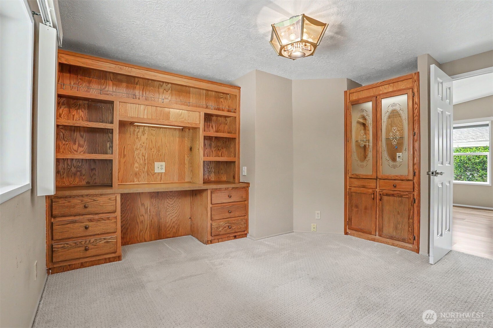 905 243rd Street Southwest Bothell, WA 98021 - Photo 17 of 37 an empty room with closet and windows