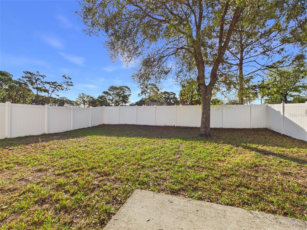 8361 Silverbell Loop Brooksville, FL 34613 - Photo 37 of 39