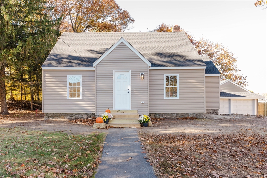 28 Thompson Road Webster, MA 01570 - Photo 1 of 30 a view of a house with backyard