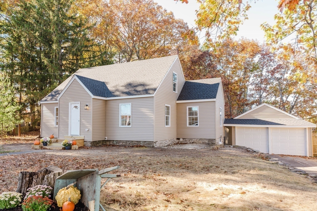 28 Thompson Road Webster, MA 01570 - Photo 25 of 30 a view of a house with a yard