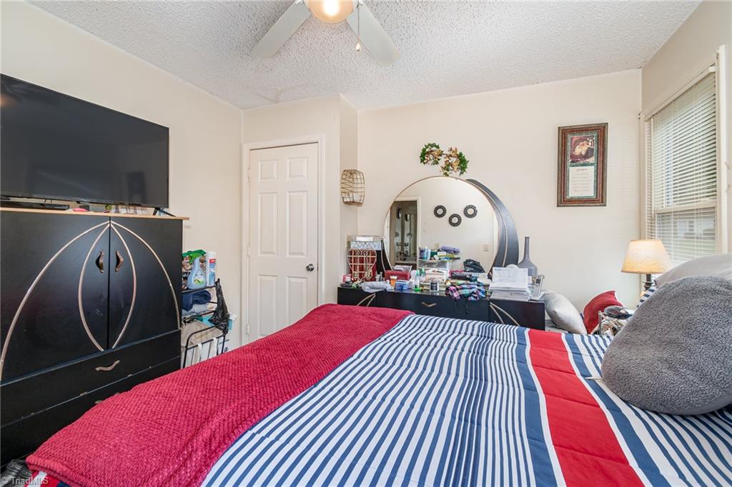 516 Apple Ridge Road Greensboro, NC 27406 - Photo 11 of 17 Gallery Image 11