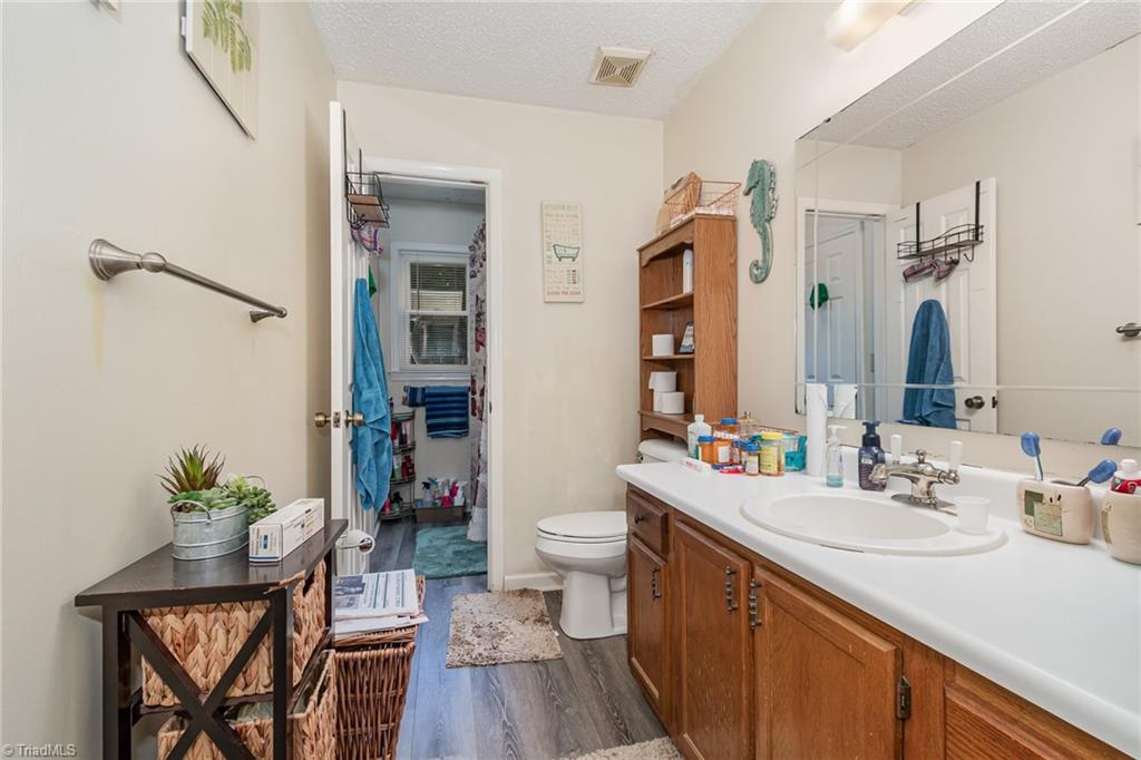 516 Apple Ridge Road Greensboro, NC 27406 - Photo 12 of 17 Gallery Image 12