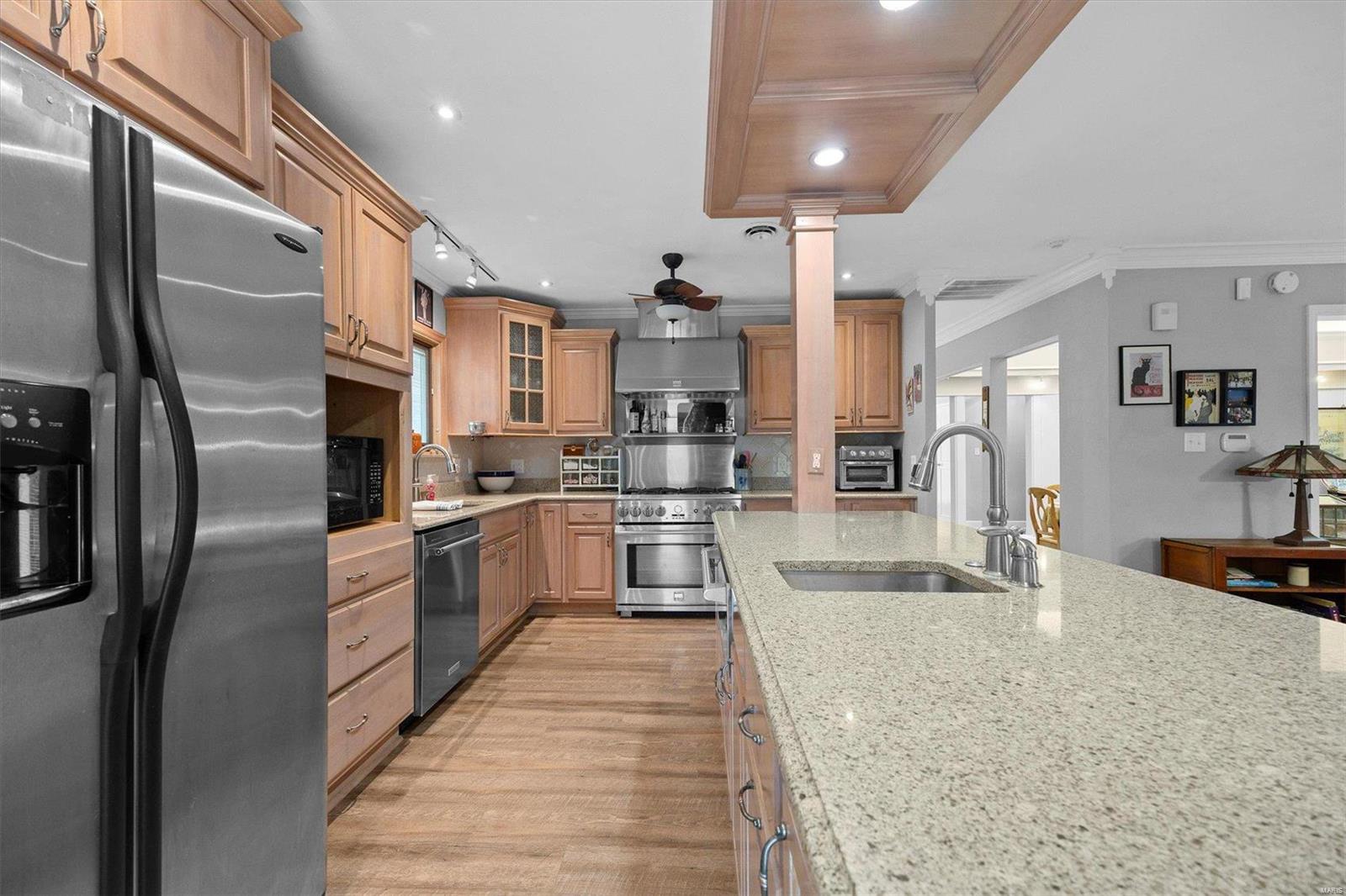 1402 Potomac Drive Belleville, IL 62221 - Photo 18 of 43