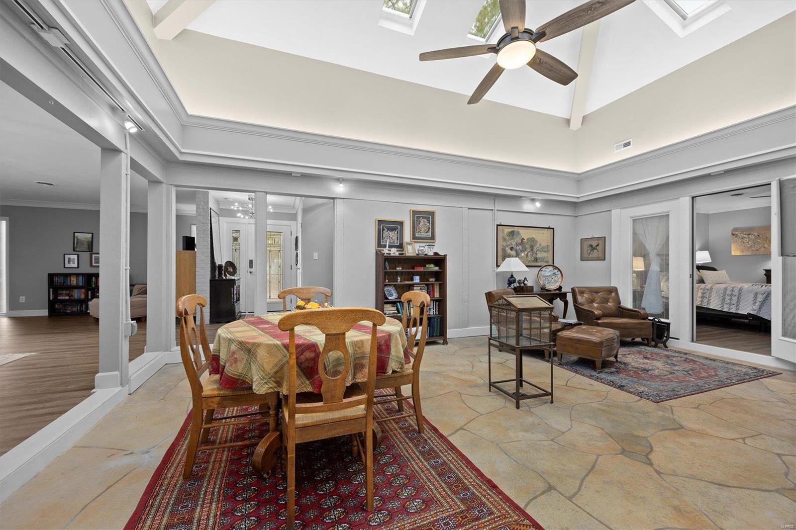 1402 Potomac Drive Belleville, IL 62221 - Photo 8 of 43