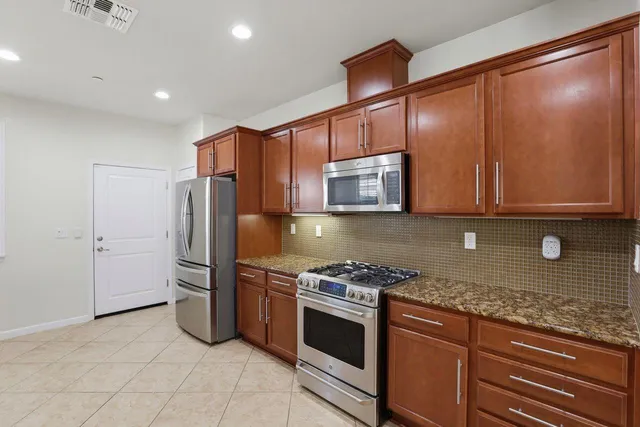 $535,000 | 7713 Peak Forest Way, Elk Grove, CA 95757