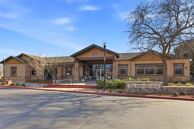 $535,000 | 7713 Peak Forest Way, Elk Grove, CA 95757