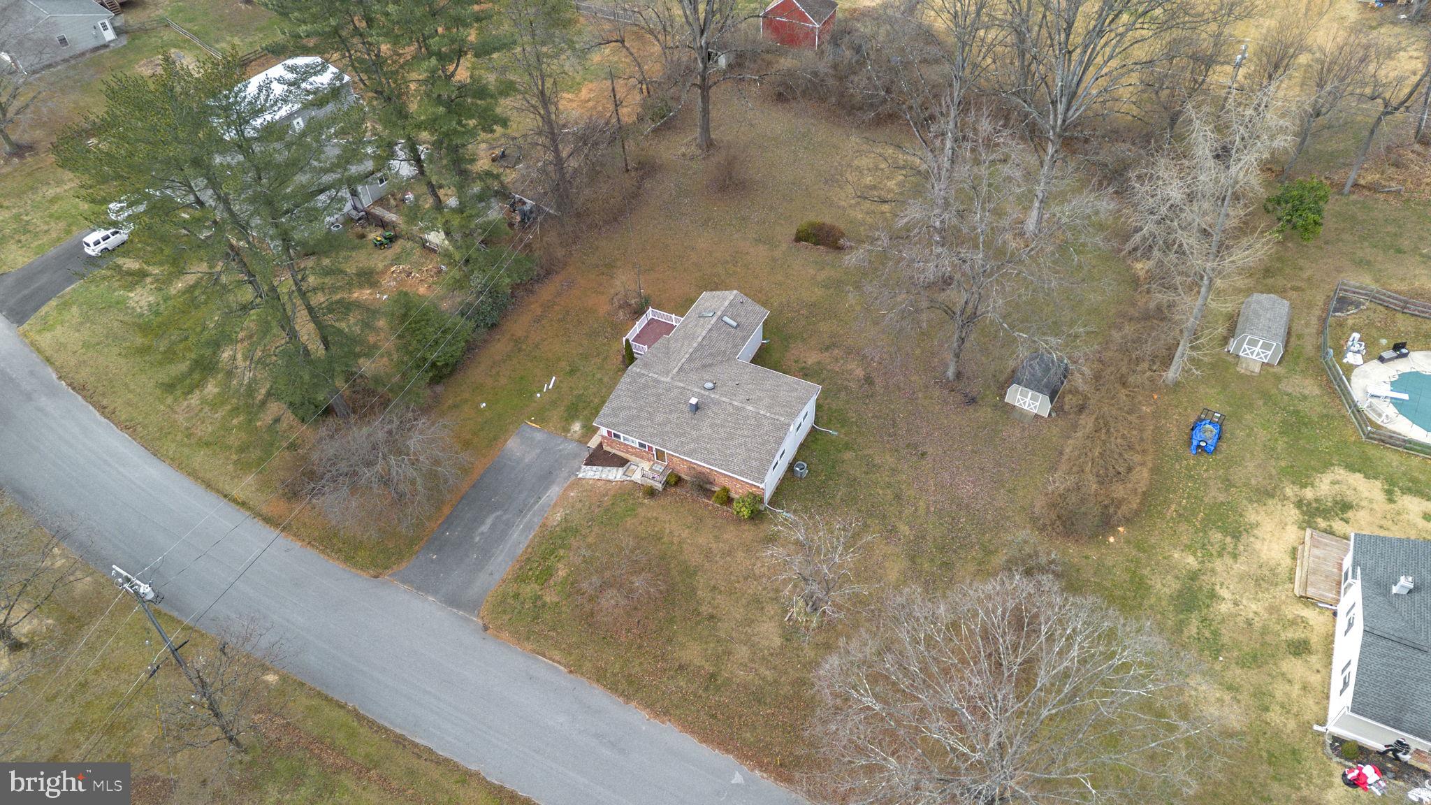 5309 Wendy Road Sykesville, MD 21784 - Photo 4 of 40