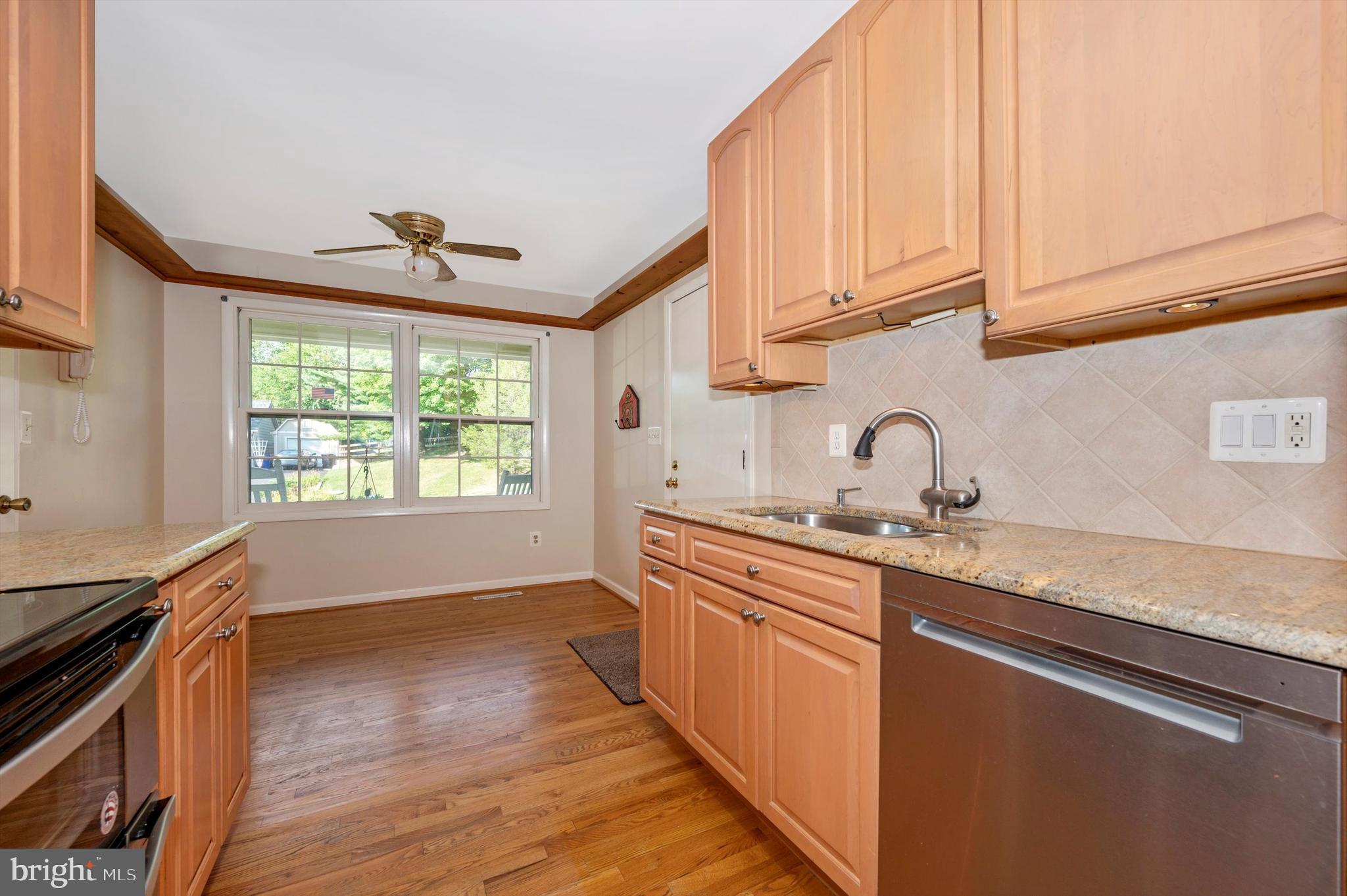 9908 Biscayne Lane Damascus, MD 20872 - Photo 21 of 55